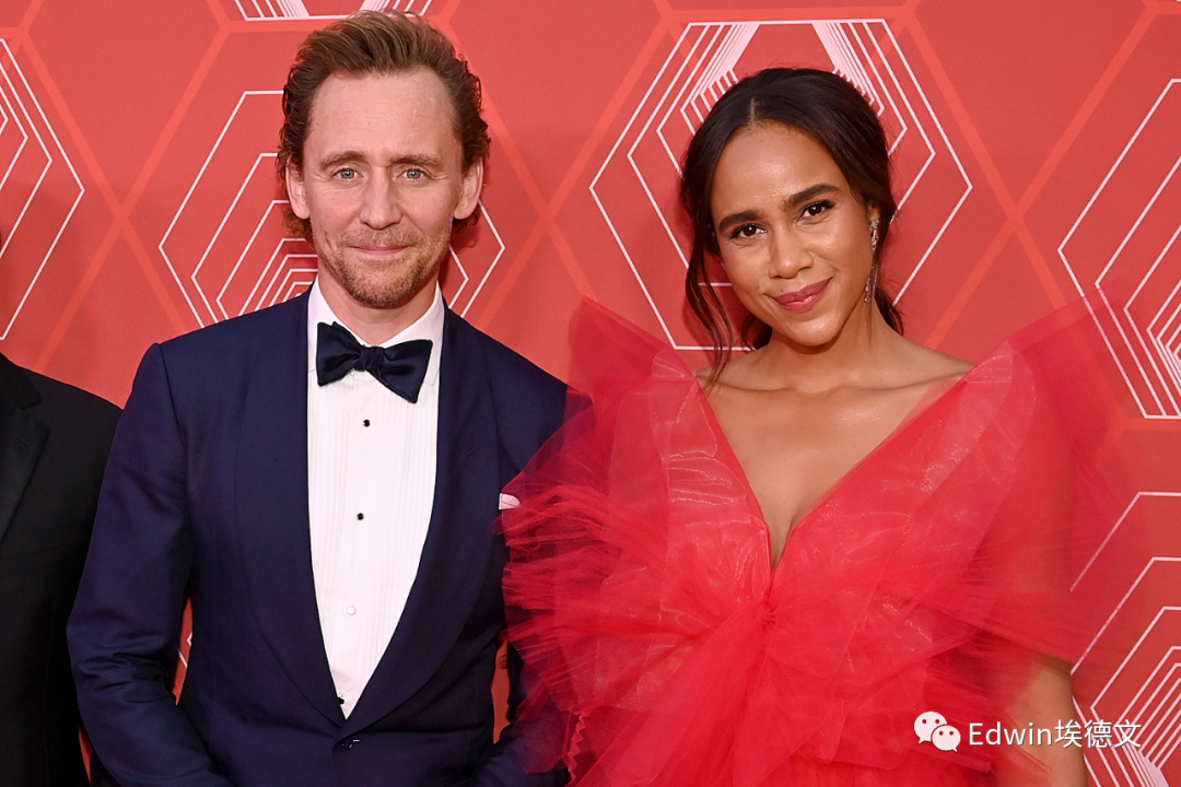 万人迷抖森Tom Hiddleston订婚了，女方大有来头!w13.jpg